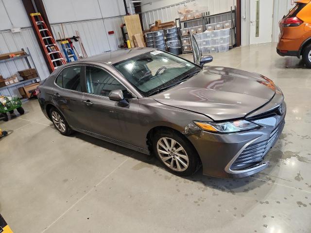 Продажа на аукционе авто 2021 Toyota Camry, vin: 4T1C11AK0MU440312, номер лота: 57947216