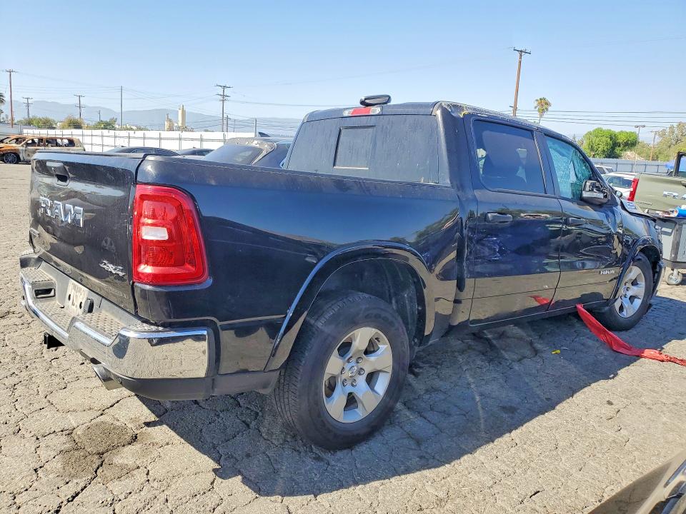 56180806 :رقم المزاد ، 1C6SRFFP1SN581205 vin ، 2025 Ram 1500 مزاد بيع