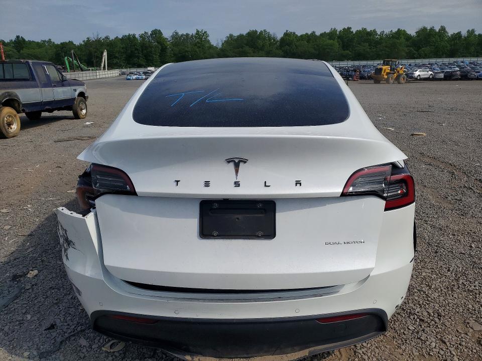 Продажа на аукционе авто 2022 Tesla Model Y, vin: 7SAYGDEE6NF486304, номер лота: 56822956