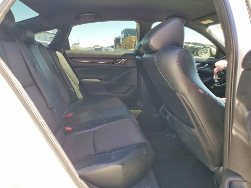 2018 Honda Accord მანქანა იყიდება აუქციონზე, vin: 1HGCV1F30JA265987, აუქციონის ნომერი: 55590536