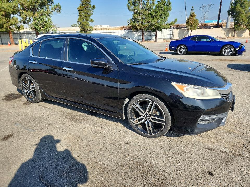 Продаж на аукціоні авто 2016 Honda Accord, vin: 1HGCR2F58GA107059, номер лоту: 55534816