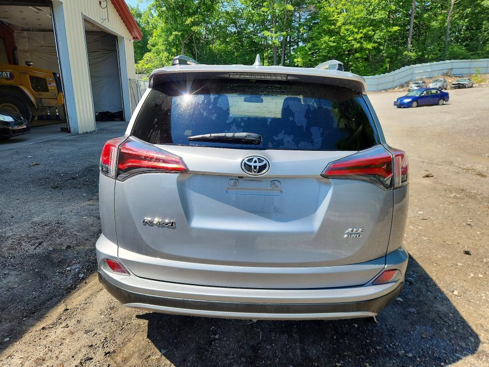 58492026 :رقم المزاد ، 2T3RFREV9HW649849 vin ، 2017 Toyota Rav4 مزاد بيع