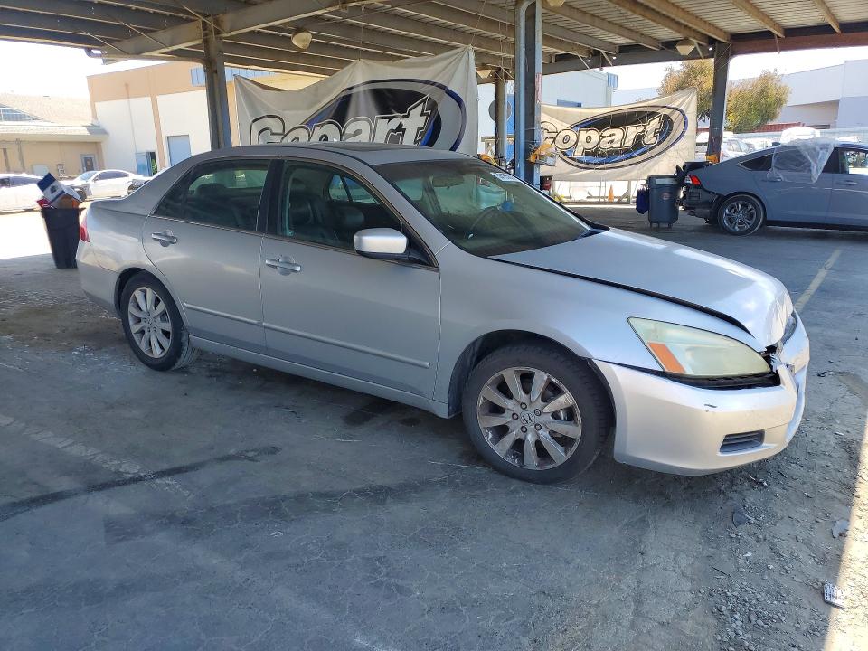 58155016 :رقم المزاد ، 1HGCM66516A041331 vin ، 2006 Honda Accord مزاد بيع