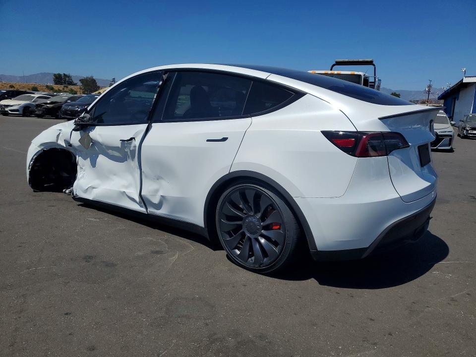 57576086 :رقم المزاد ، 7SAYGDEF2PF713869 vin ، 2023 Tesla Model Y مزاد بيع