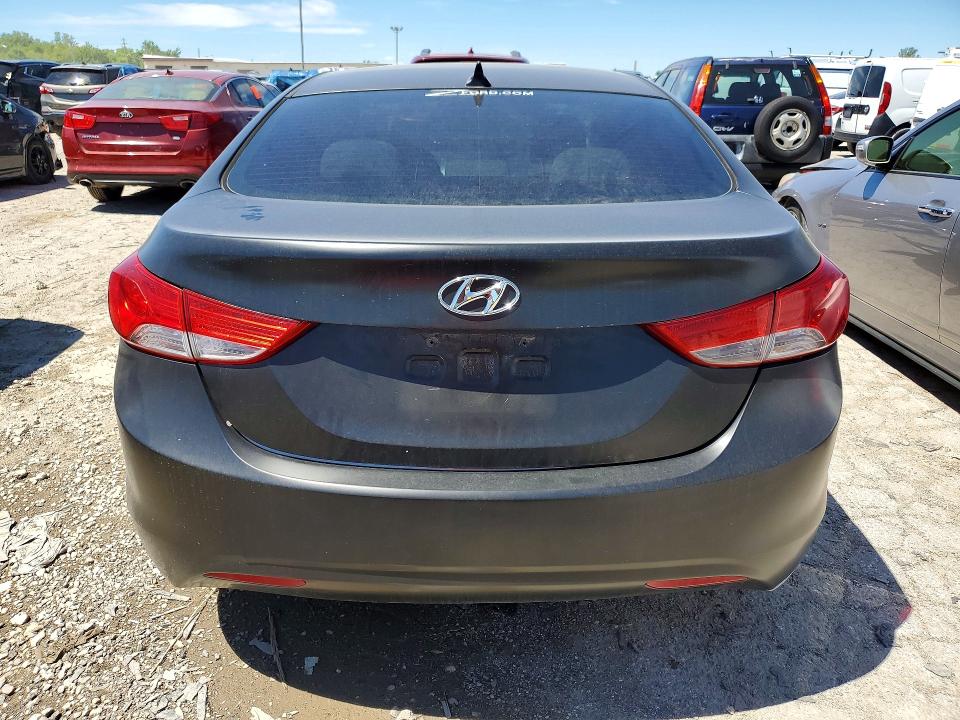 2013 Hyundai Elantra მანქანა იყიდება აუქციონზე, vin: 5NPDH4AE7DH349290, აუქციონის ნომერი: 57853156