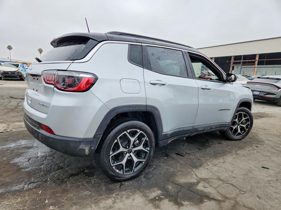 59000466 :رقم المزاد ، 3C4NJDCN3ST621028 vin ، 2025 Jeep Compass مزاد بيع