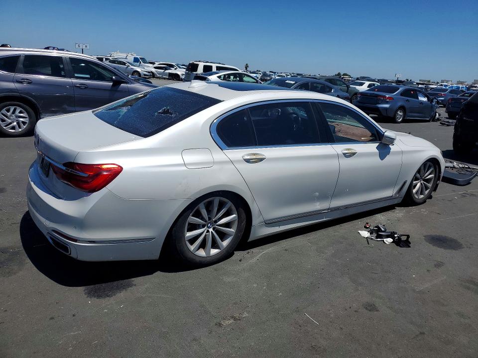 2016 Bmw 740 მანქანა იყიდება აუქციონზე, vin: WBA7E2C50GG548131, აუქციონის ნომერი: 56168576