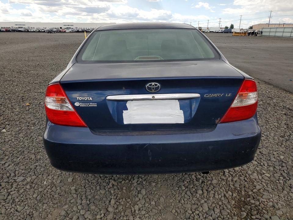 57347806 :رقم المزاد ، JTDBE32K720003457 vin ، 2002 Toyota Camry مزاد بيع