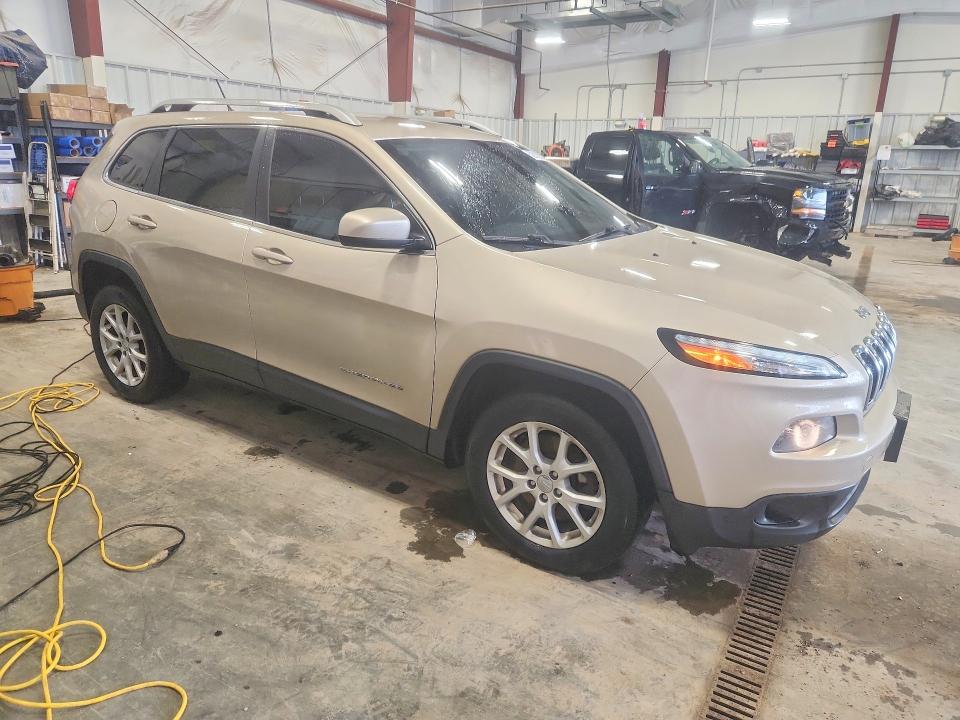 Продаж на аукціоні авто 2015 Jeep Cherokee, vin: 1C4PJLCS4FW596522, номер лоту: 52912666