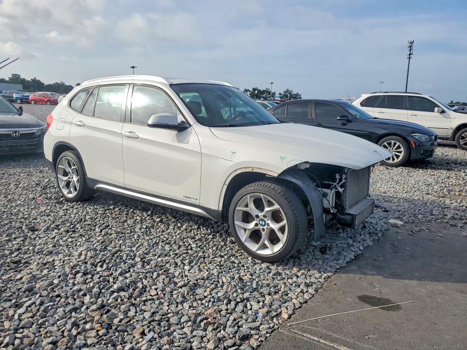2014 Bmw X1 მანქანა იყიდება აუქციონზე, vin: WBAVM1C54EVW53302, აუქციონის ნომერი: 55363356