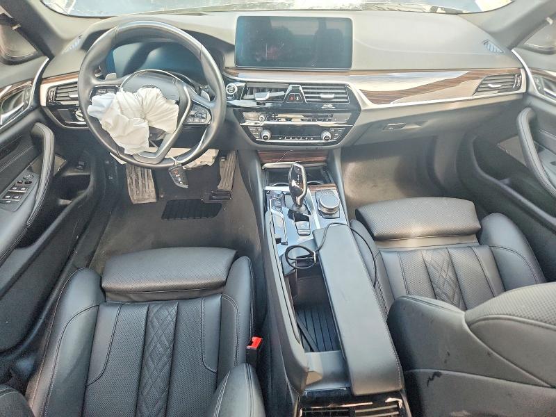 56744856 :رقم المزاد ، WBA13BJ00NWX52045 vin ، 2022 Bmw 530 مزاد بيع