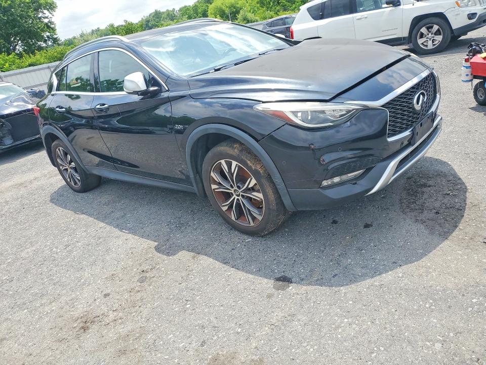 56735116 :رقم المزاد ، SJKCH5CR9HA028993 vin ، 2017 Infiniti Qx30 مزاد بيع