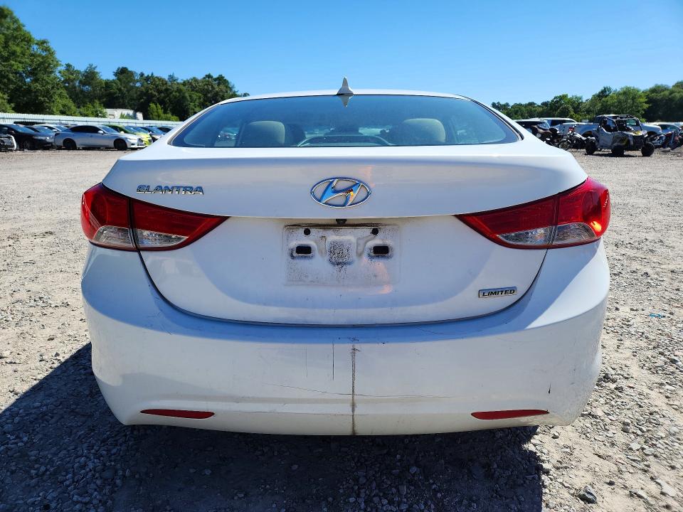 2013 Hyundai Elantra მანქანა იყიდება აუქციონზე, vin: 5NPDH4AE0DH217648, აუქციონის ნომერი: 53069246