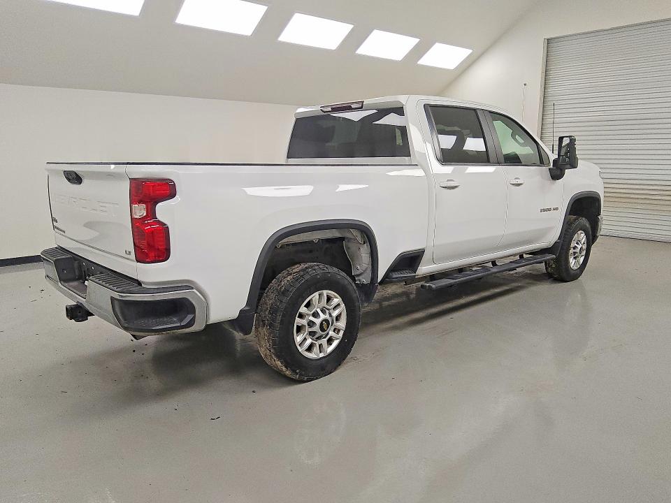 Продажа на аукционе авто 2024 Chevrolet Silverado, vin: 2GC4YNE72R1117545, номер лота: 55496446