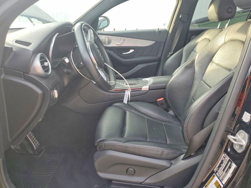 56131576 :رقم المزاد ، W1N0J8EB0MF907655 vin ، 2021 Mercedes-benz Glc Coupe مزاد بيع