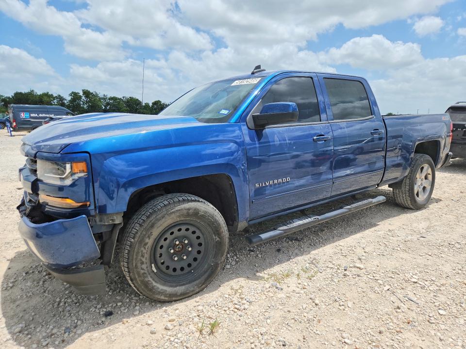 2017 Chevrolet Silverado მანქანა იყიდება აუქციონზე, vin: 3GCUKREC3HG393132, აუქციონის ნომერი: 58192946