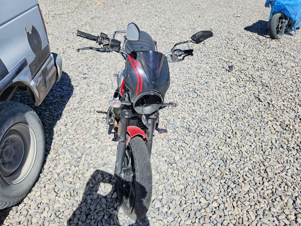 57221566 :رقم المزاد ، ML015ANM4JT013969 vin ، 2018 Ducati Scrambler مزاد بيع