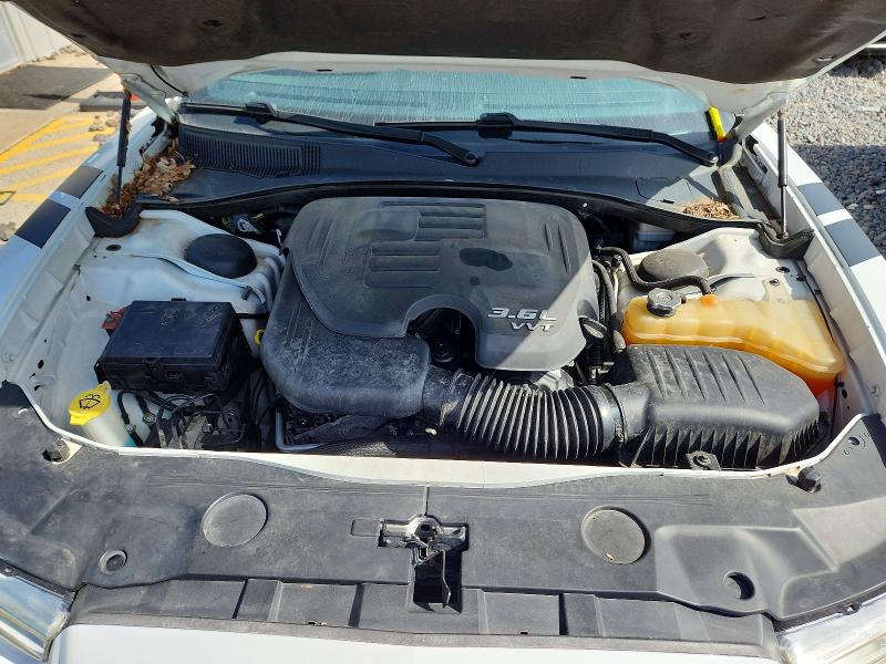 58331736 :رقم المزاد ، 2B3CL3CG4BH592873 vin ، 2011 Dodge Charger مزاد بيع