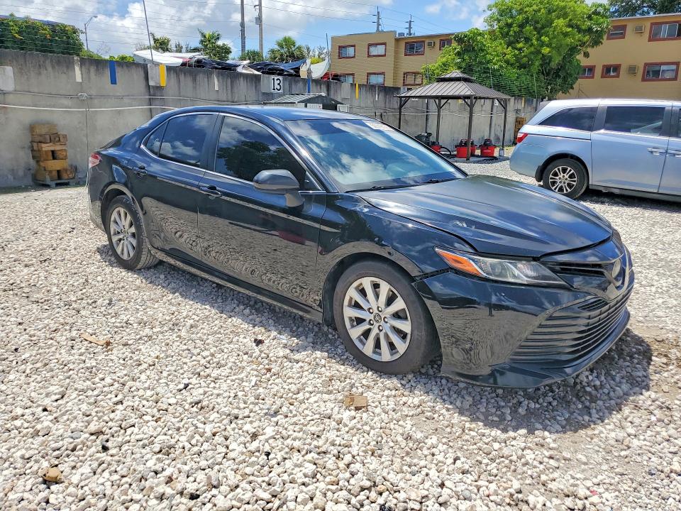 2018 Toyota Camry მანქანა იყიდება აუქციონზე, vin: JTNB11HKXJ3066911, აუქციონის ნომერი: 56319176