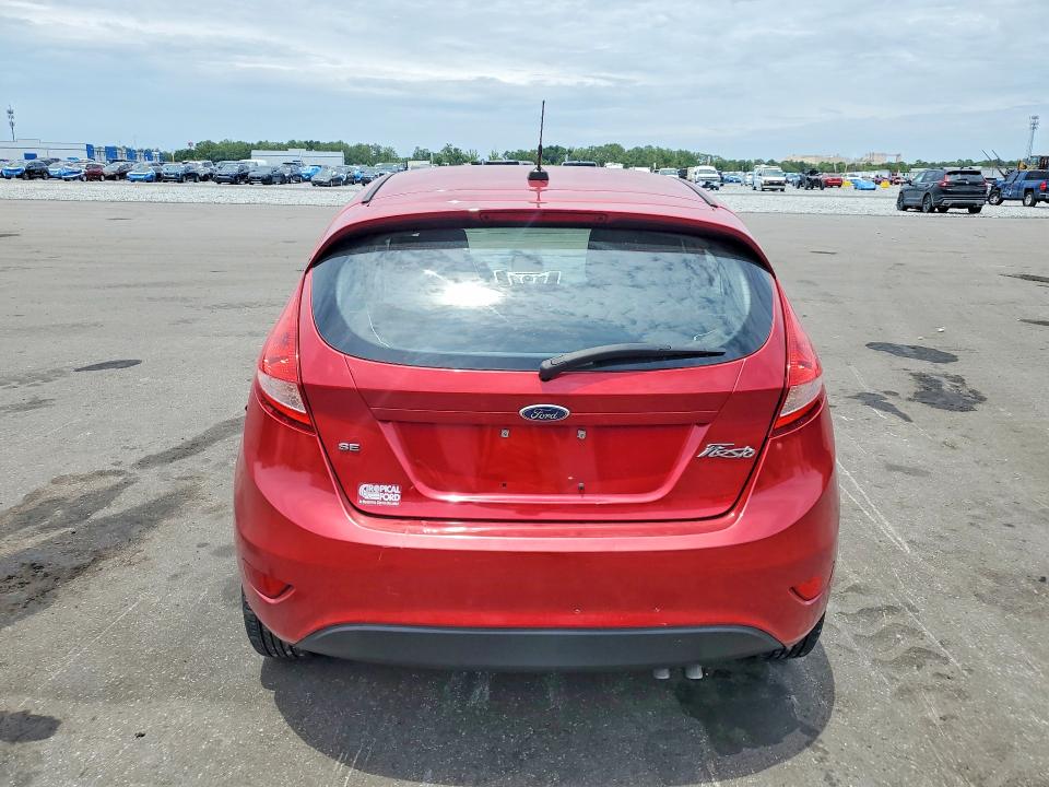 Продаж на аукціоні авто 2011 Ford Fiesta, vin: 3FADP4EJ8BM232325, номер лоту: 56422436