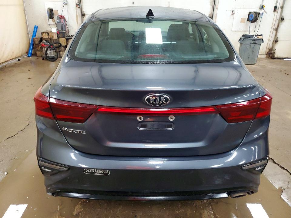 55717406 :رقم المزاد ، 3KPF24AD9LE158880 vin ، 2020 Kia Forte مزاد بيع
