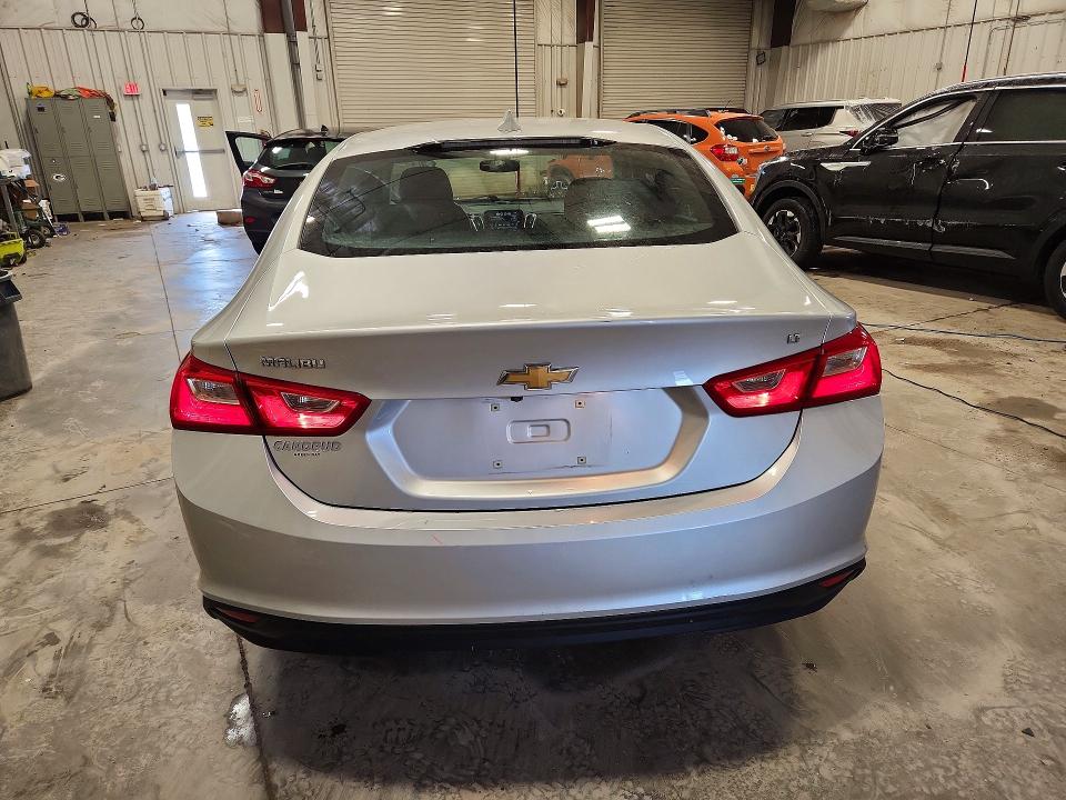 Продаж на аукціоні авто 2018 Chevrolet Malibu, vin: 1G1ZD5ST4JF286801, номер лоту: 58418676