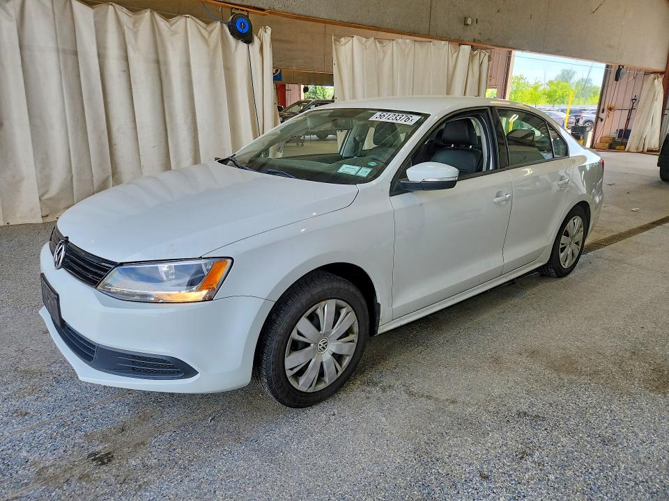 56123376 :رقم المزاد ، 3VWD17AJ1EM291253 vin ، 2014 Volkswagen Jetta مزاد بيع
