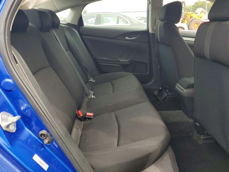 57765696 :رقم المزاد ، 2HGFC2F55JH512545 vin ، 2018 Honda Civic مزاد بيع