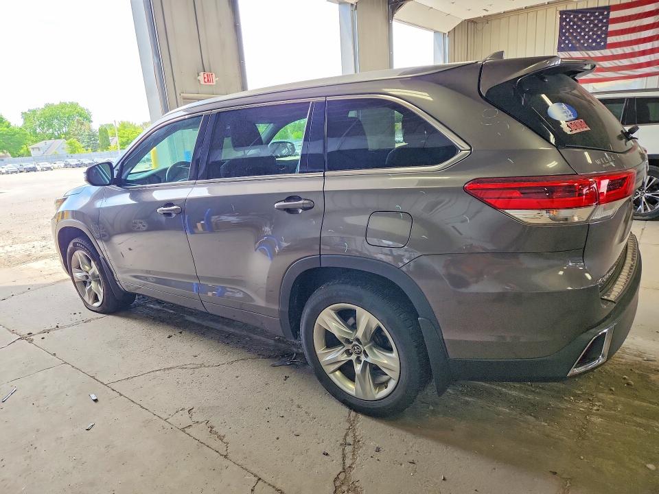 Продаж на аукціоні авто 2017 Toyota Highlander, vin: 5TDDZRFH6HS394220, номер лоту: 55475336