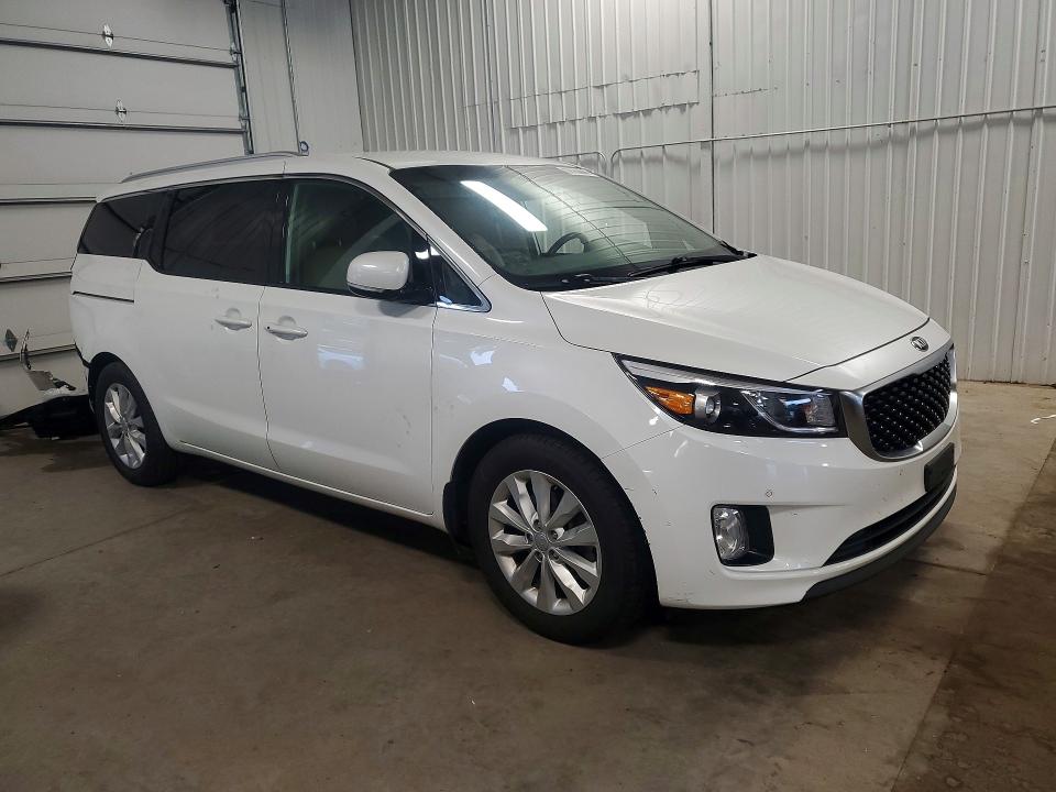 56156446 :رقم المزاد ، KNDMC5C17H6256994 vin ، 2017 Kia Sedona مزاد بيع