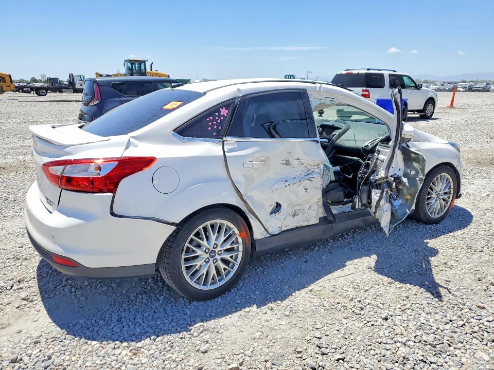 Продажа на аукционе авто 2013 Ford Focus, vin: 1FADP3J23DL144862, номер лота: 57731116