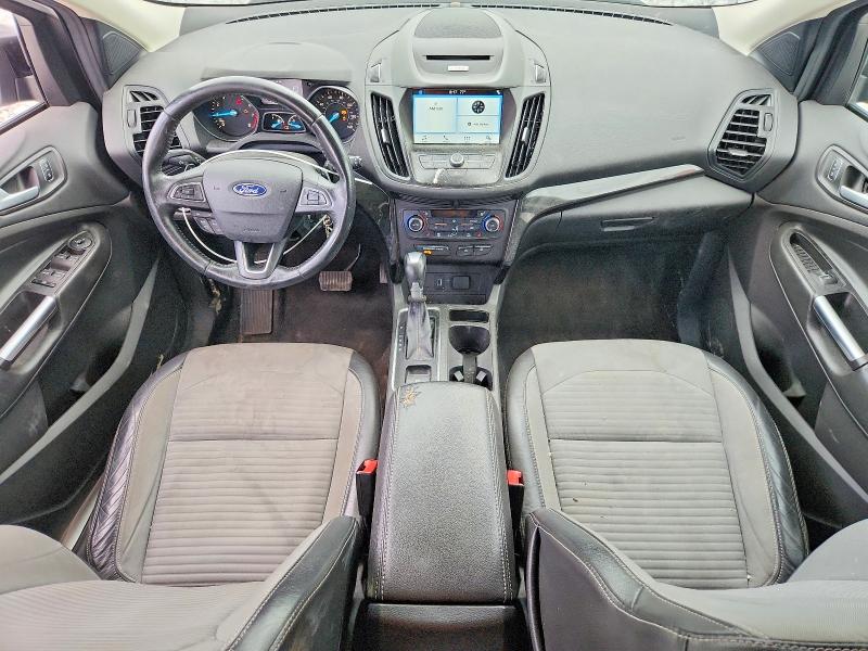 2017 Ford Escape მანქანა იყიდება აუქციონზე, vin: 1FMCU0GD1HUB99490, აუქციონის ნომერი: 56238616