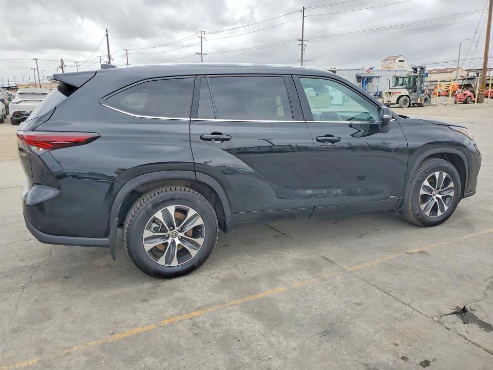 Продаж на аукціоні авто 2025 Toyota Highlander Hybrid, vin: 5TDKBRCH4SS668103, номер лоту: 58446456
