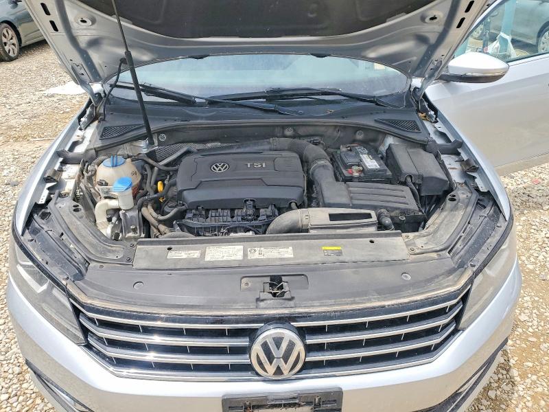 58034966 :رقم المزاد ، 1VWAT7A33HC059399 vin ، 2017 Volkswagen Passat مزاد بيع