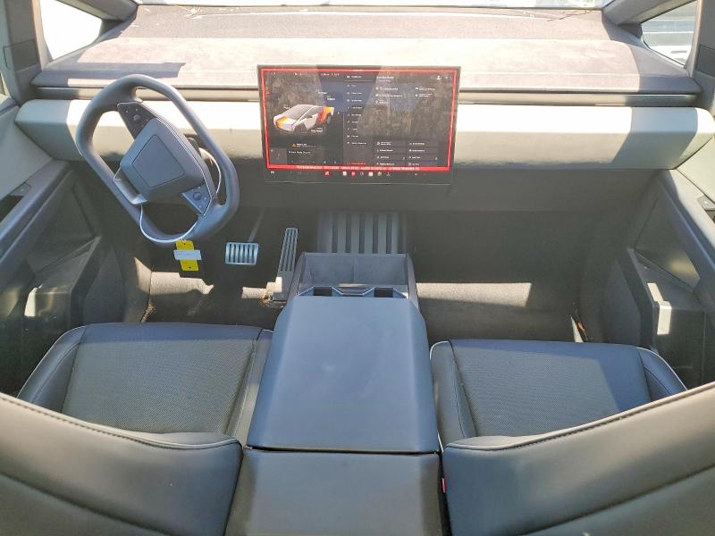 53138206 :رقم المزاد ، 7G2CEHEE8RA051918 vin ، 2024 Tesla Cybertruck مزاد بيع