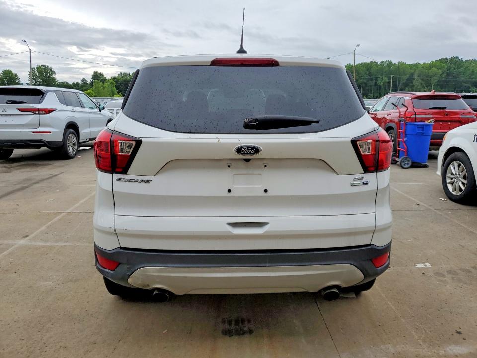 Продаж на аукціоні авто 2019 Ford Escape, vin: 1FMCU9GD3KUB99700, номер лоту: 56420256
