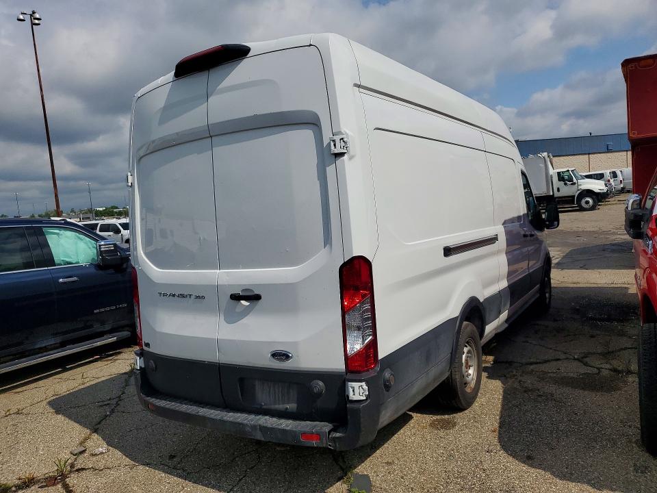 58980756 :رقم المزاد ، 1FTBW3XM4KKB82990 vin ، 2019 Ford Transit مزاد بيع