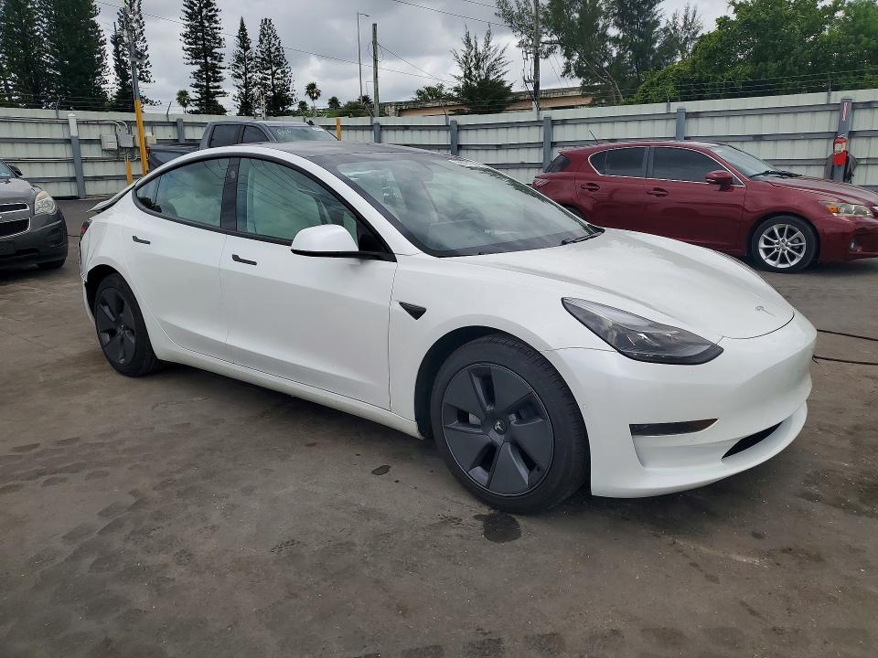 56578196 :رقم المزاد ، 5YJ3E1EA7MF973146 vin ، 2021 Tesla Model 3 مزاد بيع