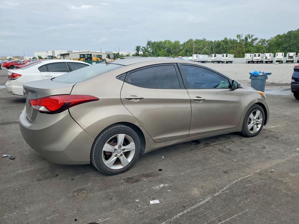 55938886 :رقم المزاد ، 5NPDH4AE2DH266303 vin ، 2013 Hyundai Elantra مزاد بيع