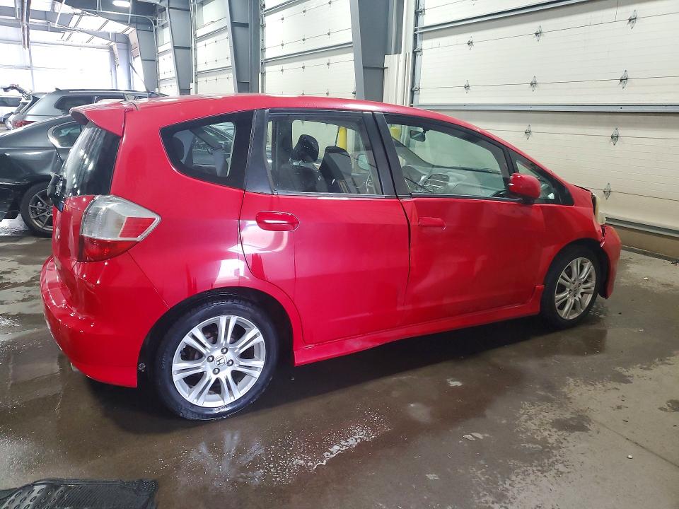 58257116 :رقم المزاد ، JHMGE8H44AC011622 vin ، 2010 Honda Fit مزاد بيع