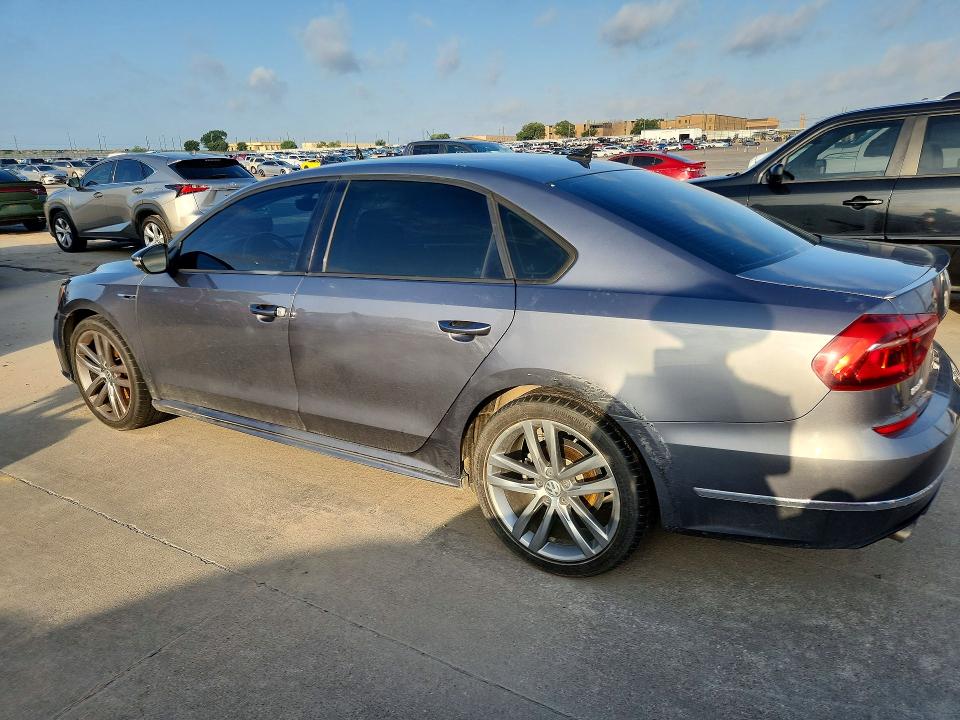 Продажа на аукционе авто 2018 Volkswagen Passat, vin: 1VWAA7A36JC039997, номер лота: 55868346