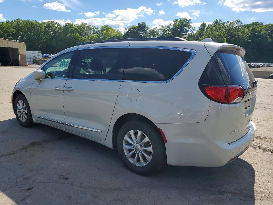 Продаж на аукціоні авто 2017 Chrysler Pacifica, vin: 2C4RC1BGXHR610651, номер лоту: 57331946