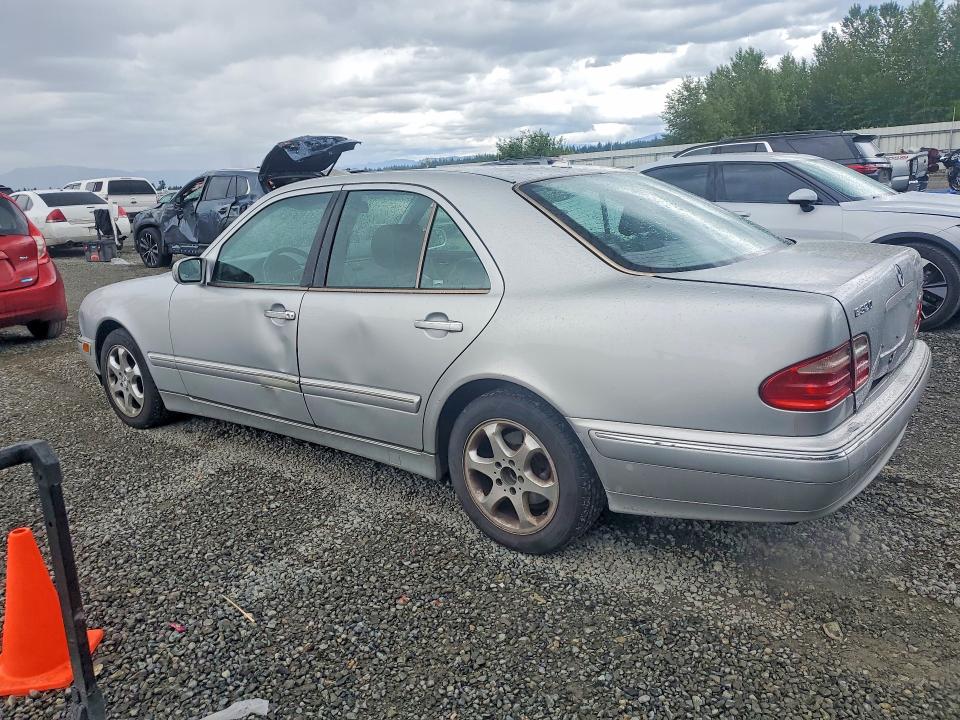 Продажа на аукционе авто 2002 Mercedes-benz E, vin: WDBJF65J82B477322, номер лота: 56285986
