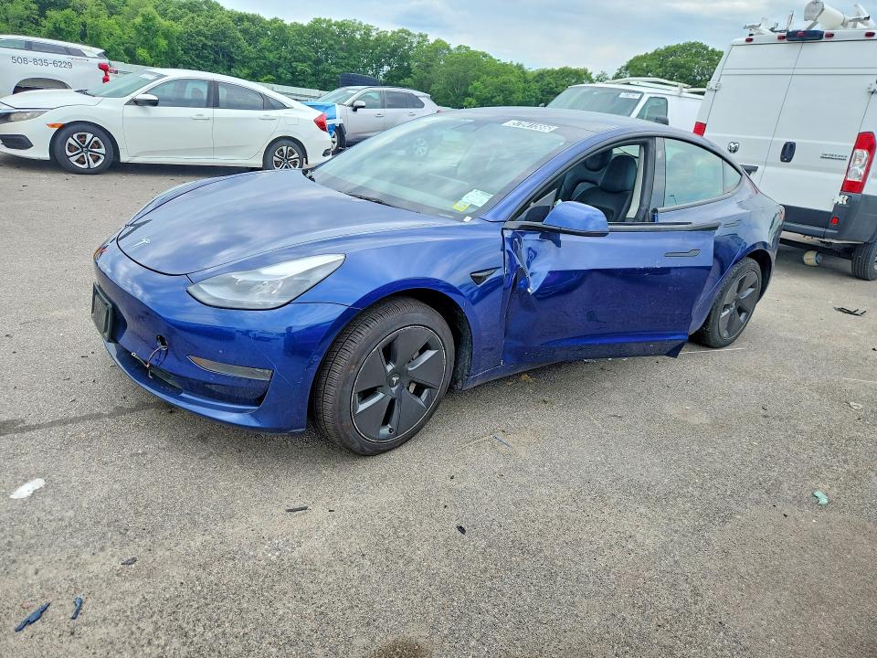 2022 Tesla Model 3 მანქანა იყიდება აუქციონზე, vin: 5YJ3E1EA9NF371026, აუქციონის ნომერი: 57041566