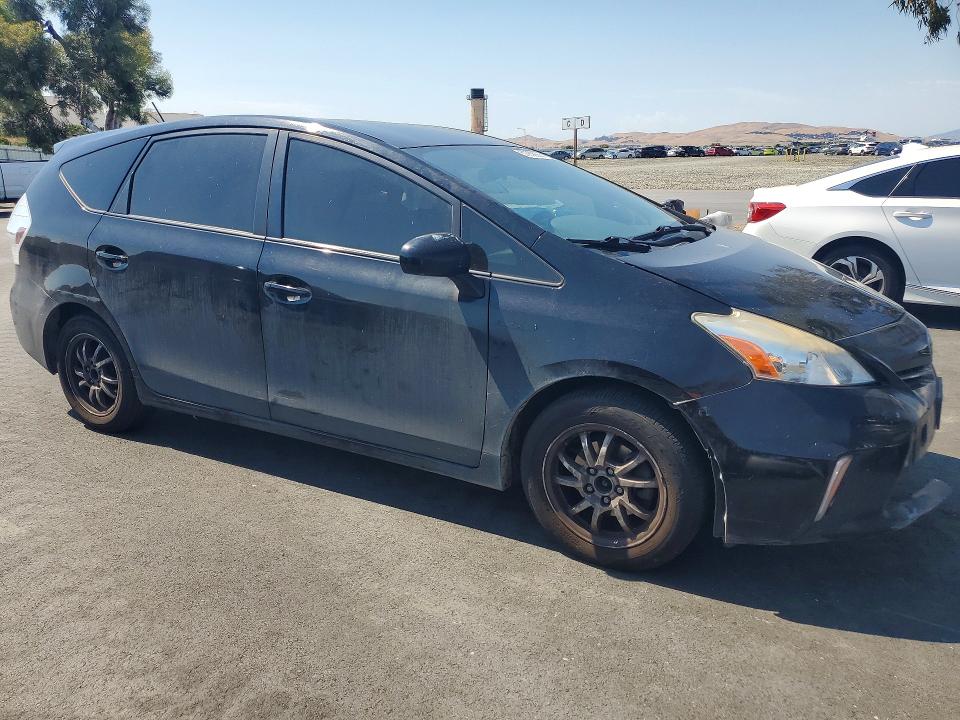 Продаж на аукціоні авто 2014 Toyota Prius V, vin: JTDZN3EU1EJ010348, номер лоту: 57938866