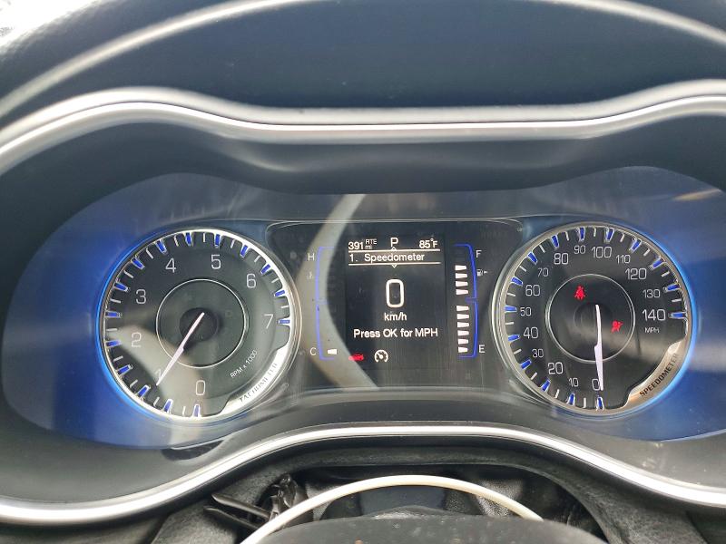 57504086 :رقم المزاد ، 1C3CCCAB1FN725340 vin ، 2015 Chrysler 200 مزاد بيع