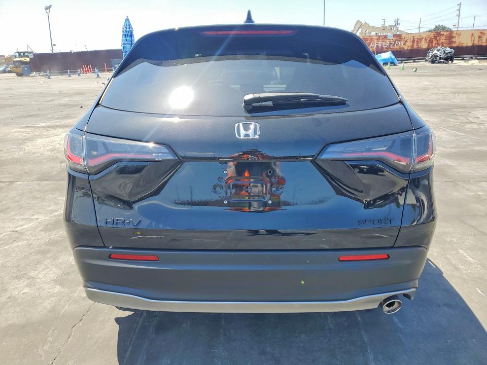 Auction sale of the 2026 Honda Hr-v, vin: 3CZRZ1H55TM745406, lot number: 56893516