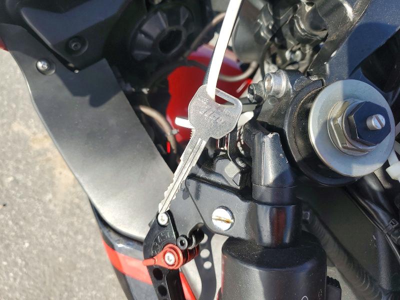 58779486 :رقم المزاد ، JH2SC590XAK201014 vin ، 2010 Honda Cbr1000 مزاد بيع