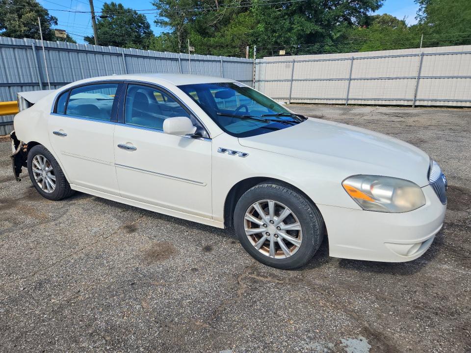 58189786 :رقم المزاد ، 1G4HC5EM8AU121352 vin ، 2010 Buick Lucerne مزاد بيع