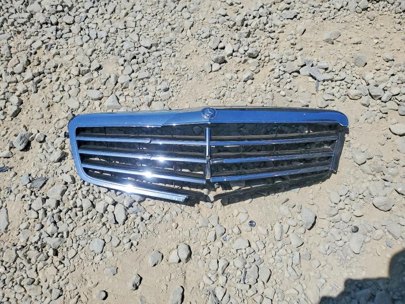 57600986 :رقم المزاد ، WDDHF5GBXBA264609 vin ، 2011 Mercedes-benz E مزاد بيع